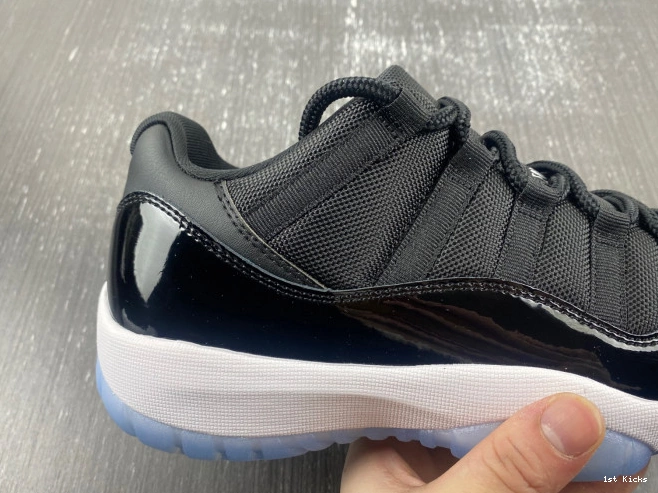 Jam FV5104-004 Space Low 11 Air Jordan 0703